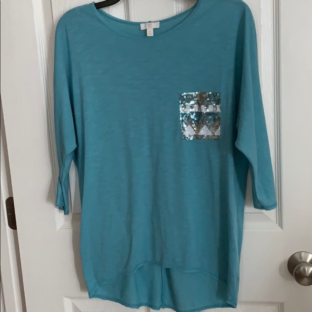 Charming Charlie 1/2 sleeve shirt